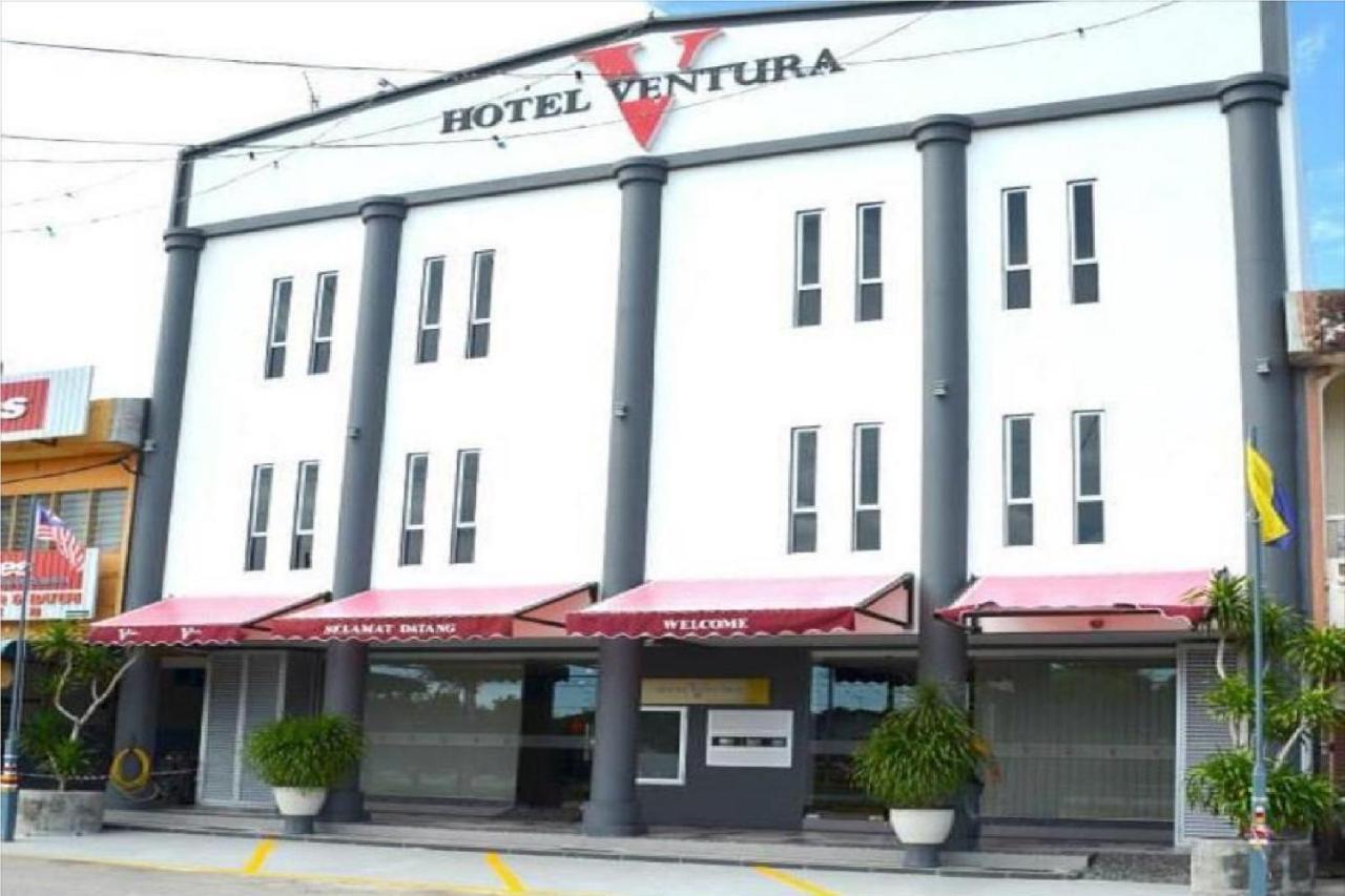 OYO 90265 Hotel Ventura Kangar Buitenkant foto